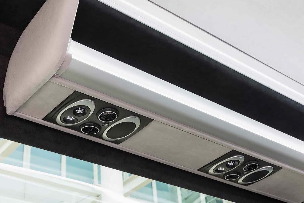 avantgarde minibus image 15