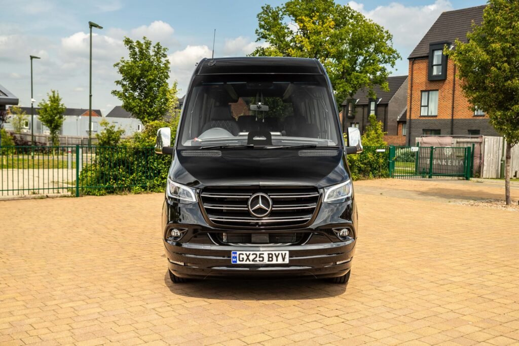 clusive black 16 seat 0007 scaled